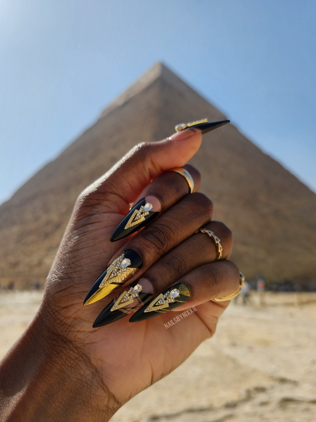 The Pyramids - Press on nail set