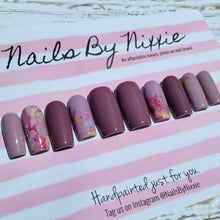 Load image into Gallery viewer, Lilac Me Press on nail set
