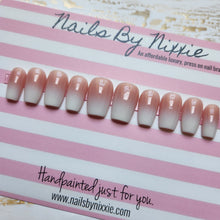 Load image into Gallery viewer, Baby Boomer French tip - Press on nail set
