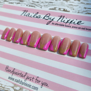 Chic and Unique press on nail set