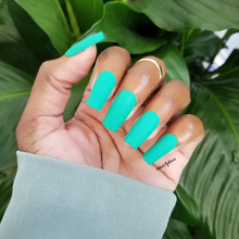 Load image into Gallery viewer, Green Dream Nail Set
