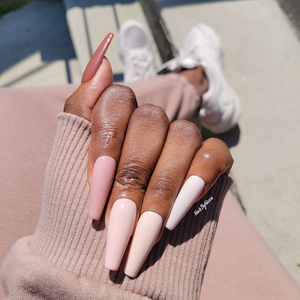 All The Nudes Too nail set