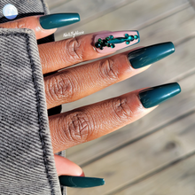 Load image into Gallery viewer, Green Ivy nail set
