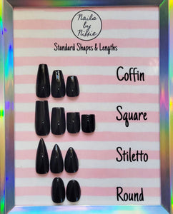 Chic and Unique press on nail set